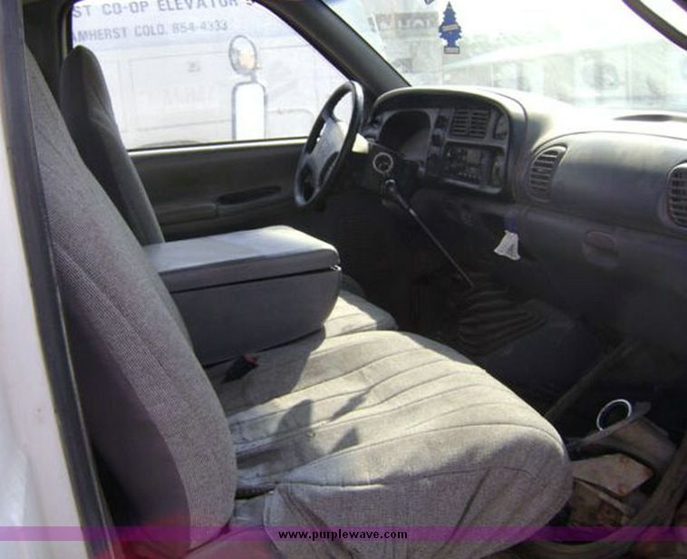 image for item 1104 1998 Dodge Ram 3500 pickup truck