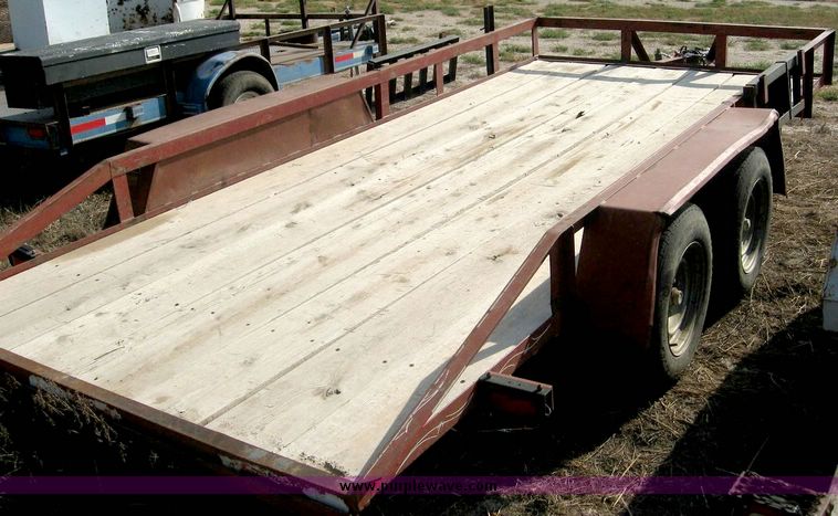 image for item 8689 1999 J&S 16' flat bed trailer