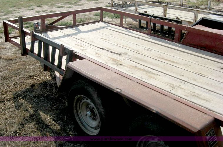 image for item 8689 1999 J&S 16' flat bed trailer