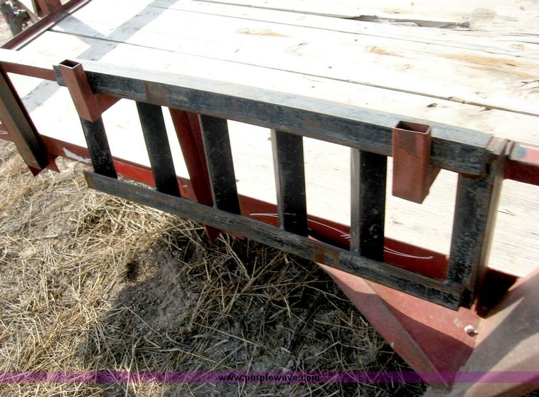 image for item 8689 1999 J&S 16' flat bed trailer