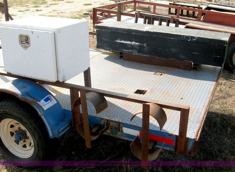image for item 8690 1997 LEE 12' utility trailer with tool box