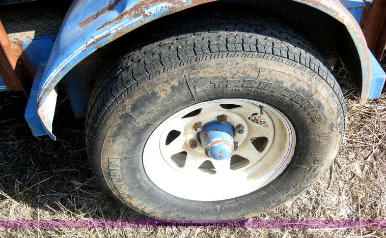 image for item 8690 1997 LEE 12' utility trailer with tool box