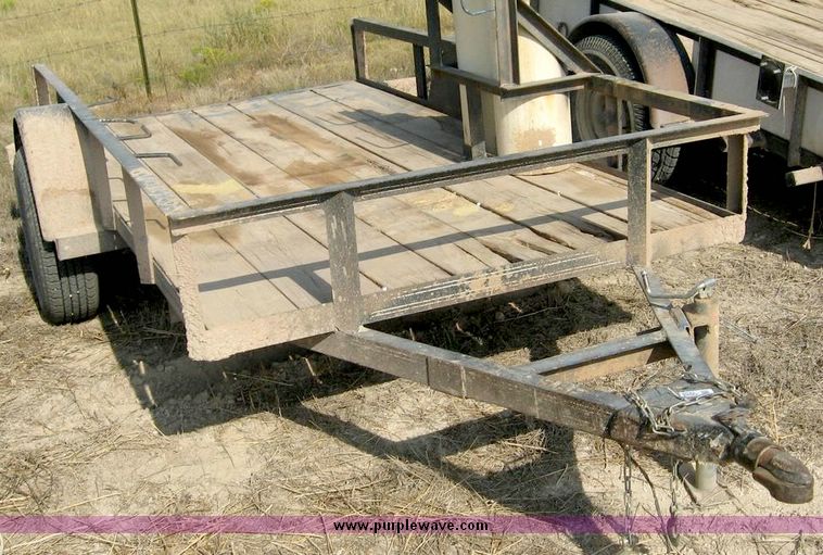 image for item 8693 10' utility trailer