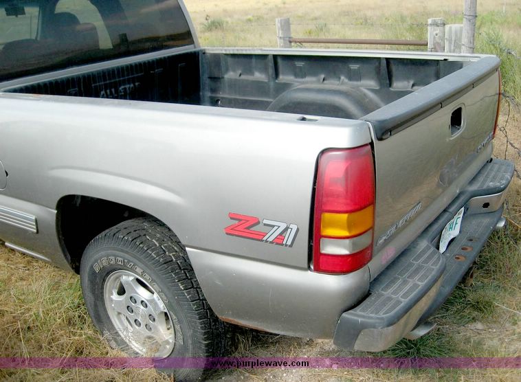 image for item 8696 1999 Chevrolet K1500 Silverado extended cab pickup truck
