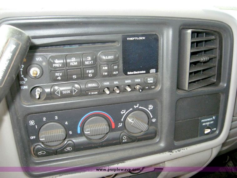 image for item 8696 1999 Chevrolet K1500 Silverado extended cab pickup truck