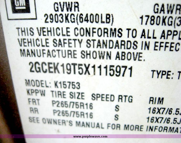 image for item 8696 1999 Chevrolet K1500 Silverado extended cab pickup truck