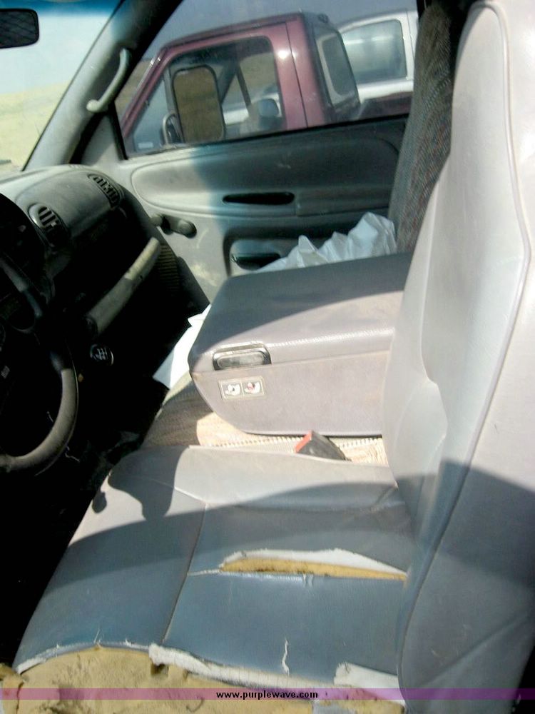 image for item 8698 1998 Dodge Ram 3500 pickup truck