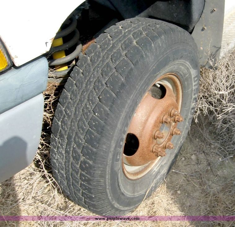 image for item 8698 1998 Dodge Ram 3500 pickup truck