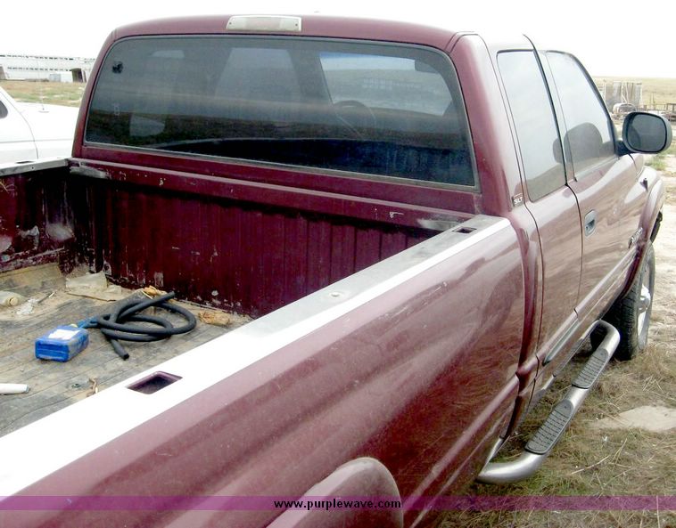 image for item 8704 2001 Dodge Ram 2500 Quad extended cab pickup truck