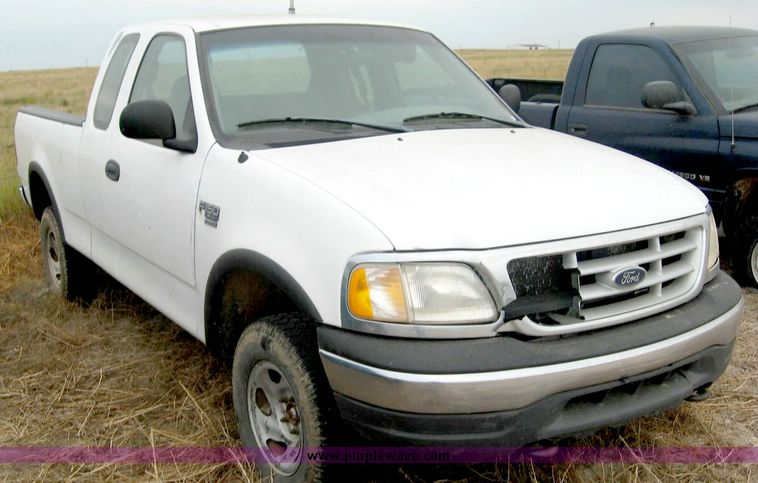 image for item 8707 1999 Ford F150 extended cab pickup truck