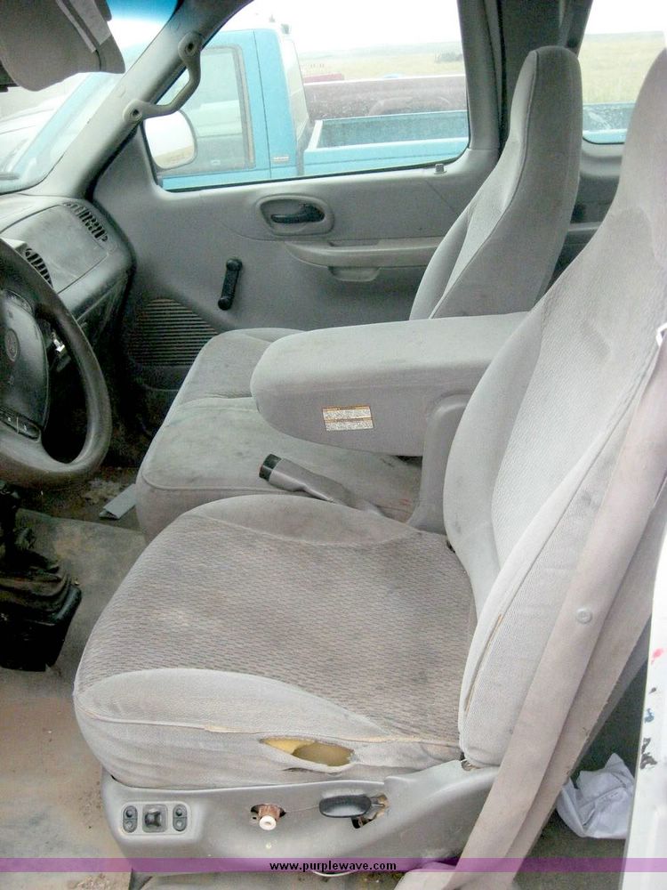 image for item 8707 1999 Ford F150 extended cab pickup truck