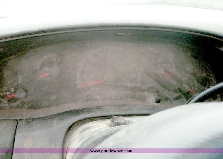 image for item 8707 1999 Ford F150 extended cab pickup truck