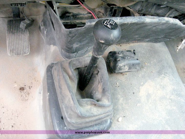 image for item 8707 1999 Ford F150 extended cab pickup truck