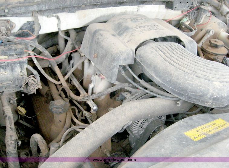 image for item 8707 1999 Ford F150 extended cab pickup truck