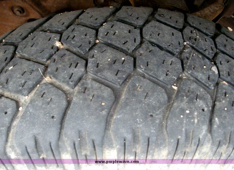 image for item 8707 1999 Ford F150 extended cab pickup truck