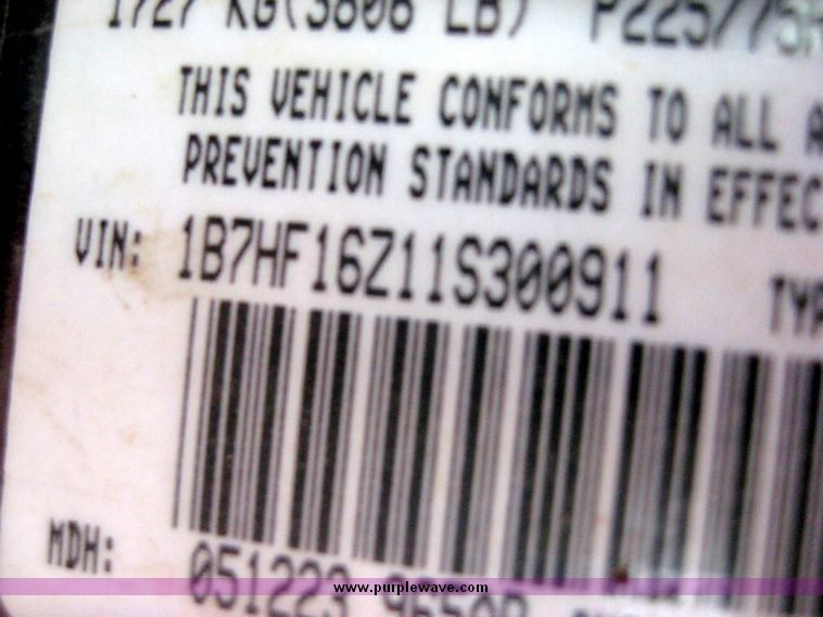 image for item 8708 2001 Dodge Ram 1500 pickup truck