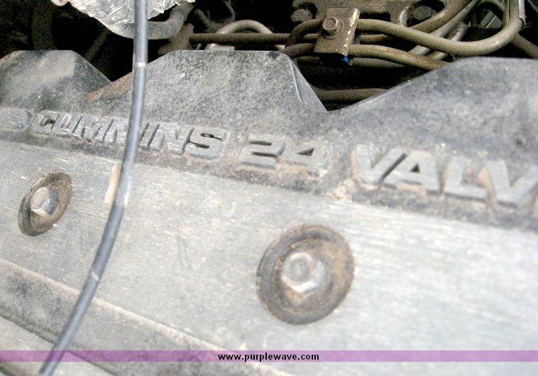 image for item 8709 2002 Dodge Ram 2500 pickup truck with flat bed