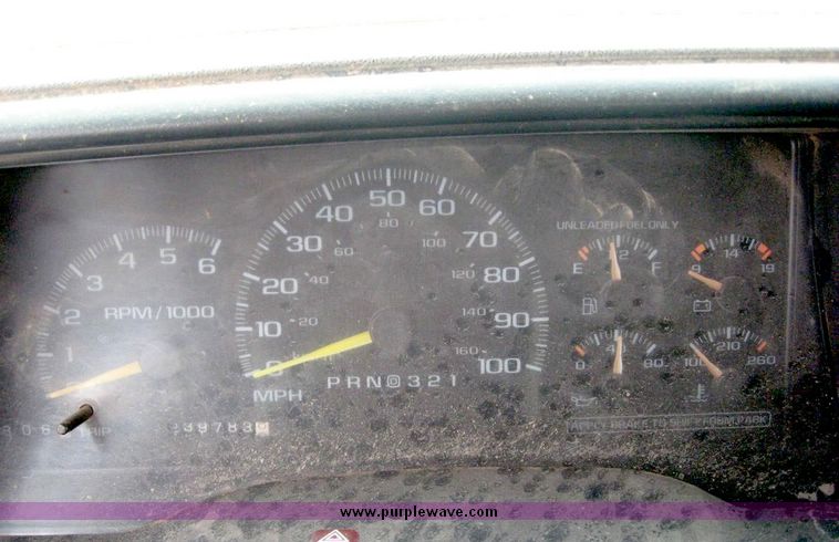 image for item 8710 1997 GMC Sierra K1500 extended cab pickup truck with two tool boxes