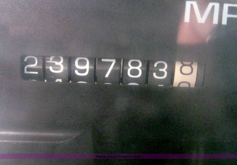 image for item 8710 1997 GMC Sierra K1500 extended cab pickup truck with two tool boxes