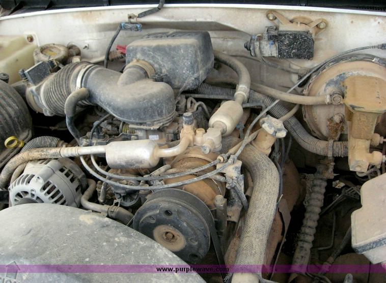 image for item 8711 1997 Chevrolet K2500 pickup truck