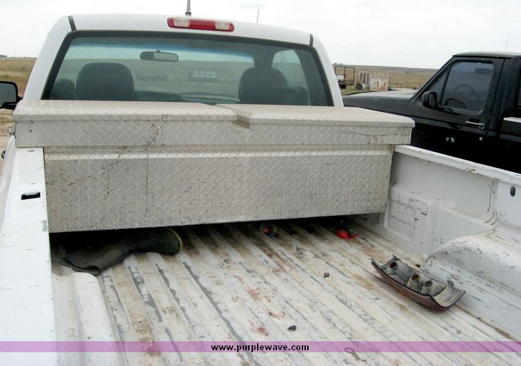 image for item 8714 2000 Chevrolet K1500 Silverado pickup truck