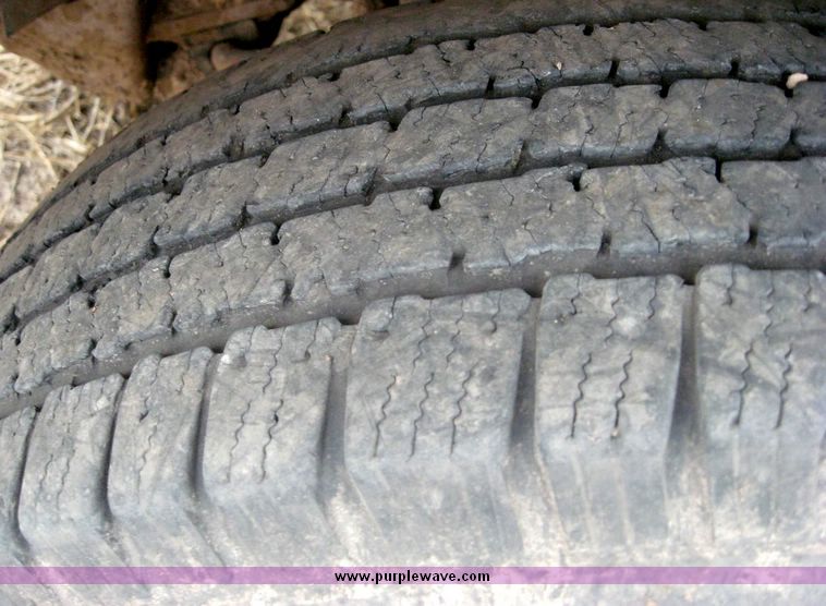 image for item 8714 2000 Chevrolet K1500 Silverado pickup truck