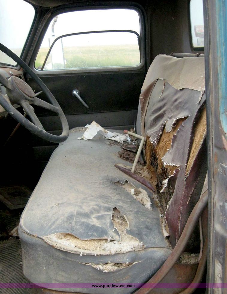 image for item 8728 1948 GMC truck with Farm hand manure spreading box