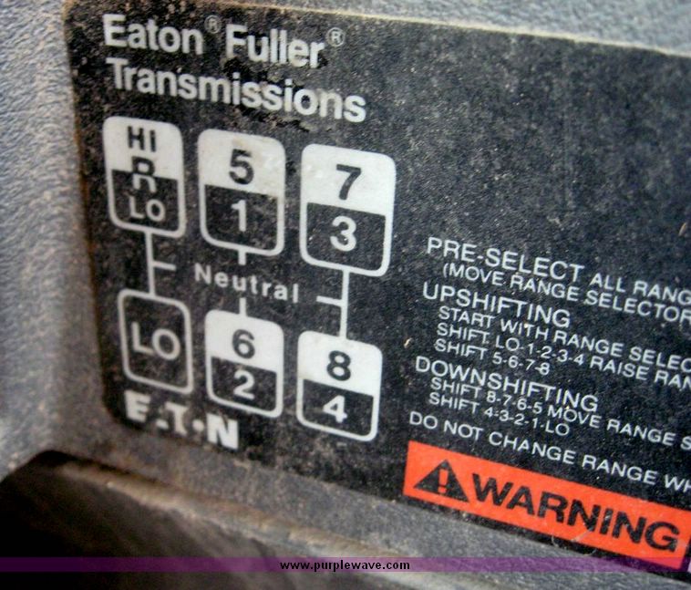 image for item 8734 1993 Mack 600 CH600 semi truck