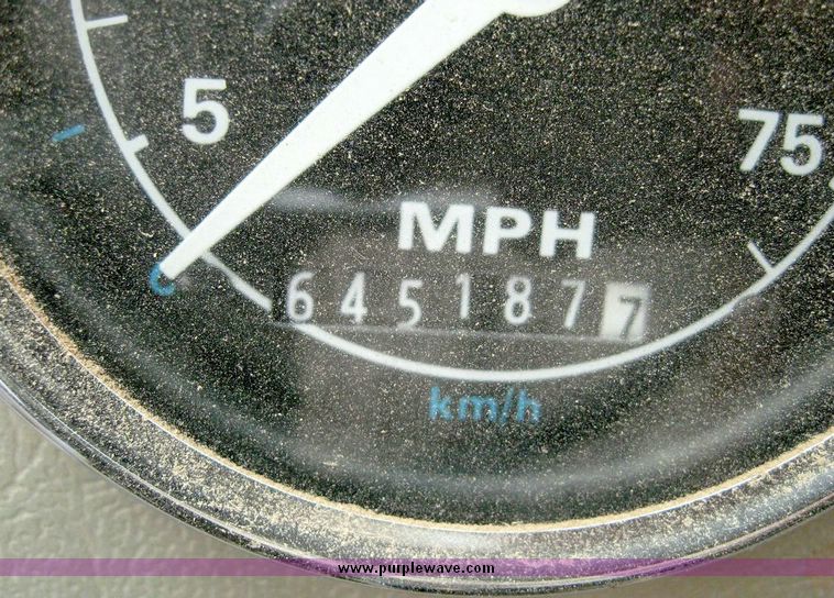 image for item 8736 1991 For L9000 Aeromax dump truck with 15' dump bed and hoist