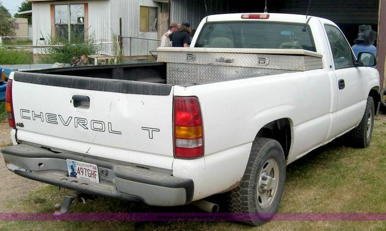 image for item 8737 2000 Chevrolet K1500 Silverado pickup