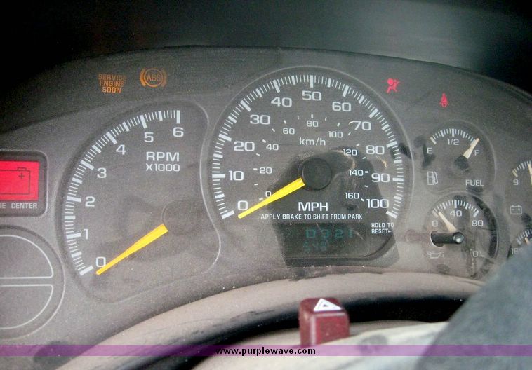 image for item 8737 2000 Chevrolet K1500 Silverado pickup