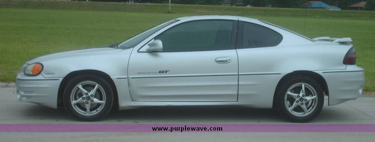 image for item 1100 2001 Pontiac Grand AM GT