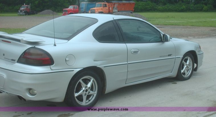 image for item 1100 2001 Pontiac Grand AM GT