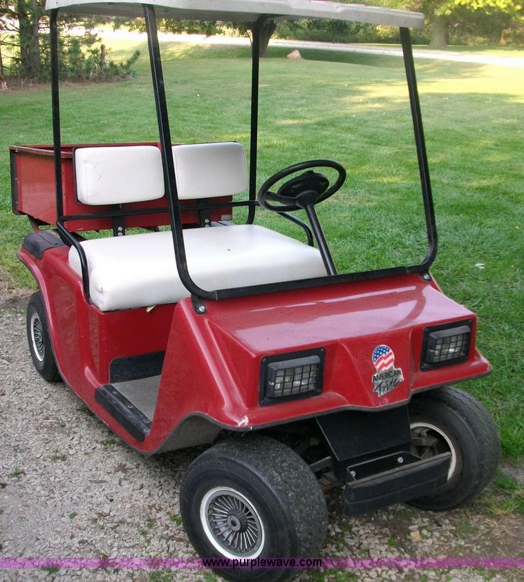 image for item 1500 American Pride electric golf cart