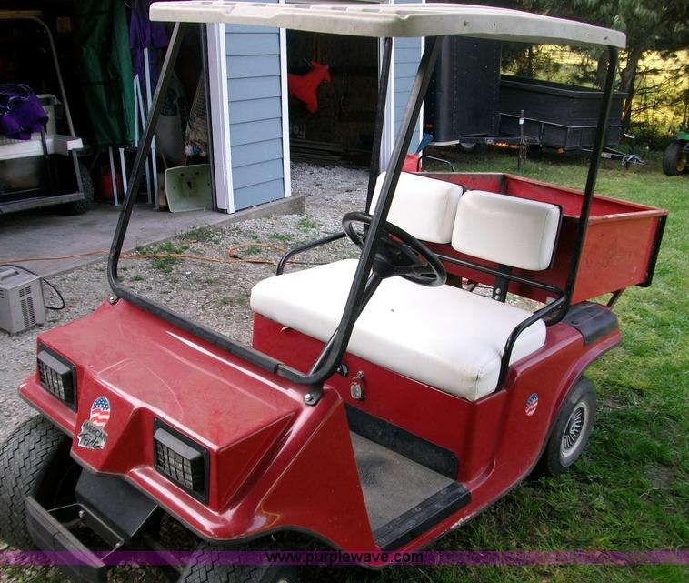 image for item 1500 American Pride electric golf cart