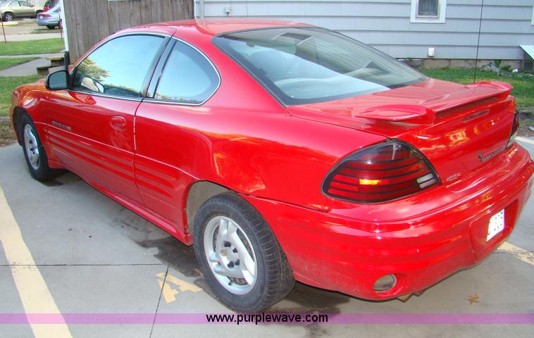 image for item 1504 2001 Pontiac Grand Am SE