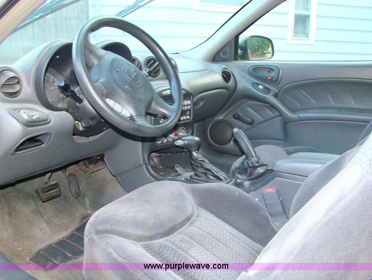 image for item 1504 2001 Pontiac Grand Am SE