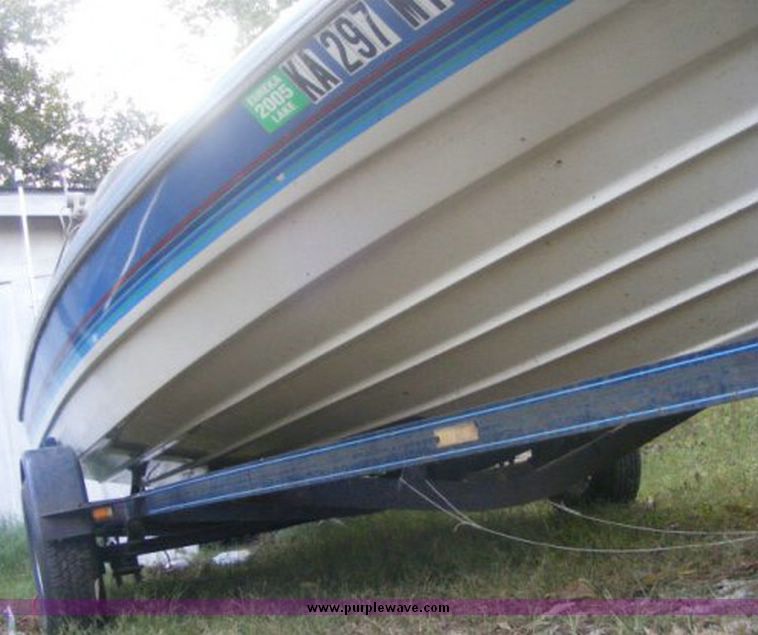 image for item 2018 1987 Bayliner Trophy boat