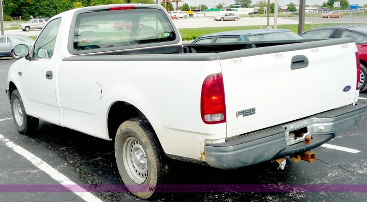 image for item 2168 1998 Ford F 150 XL pickup