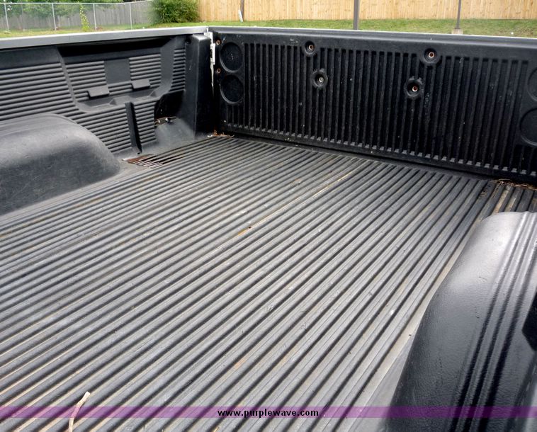 image for item 2168 1998 Ford F 150 XL pickup