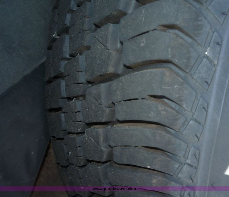 image for item 2172 1996 Oldsmobile Cutlass Supreme LS