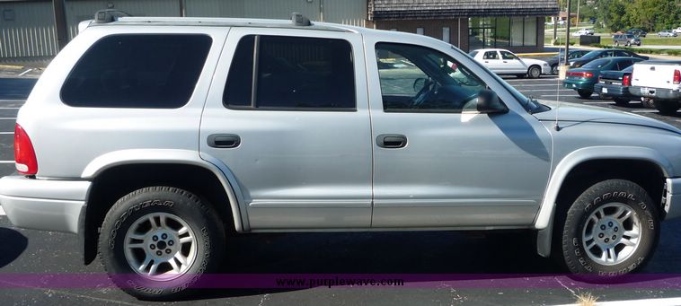 image for item 2177 2003 Dodge Durango SLT SUV