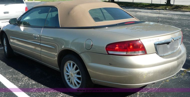 image for item 2178 2002 Chrysler Sebring LXI convertible