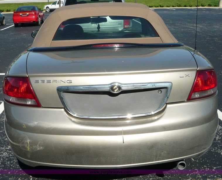 image for item 2178 2002 Chrysler Sebring LXI convertible