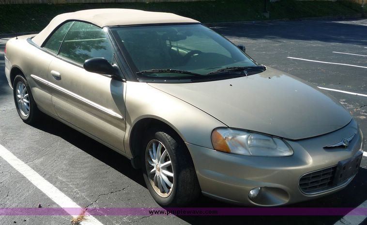 image for item 2178 2002 Chrysler Sebring LXI convertible