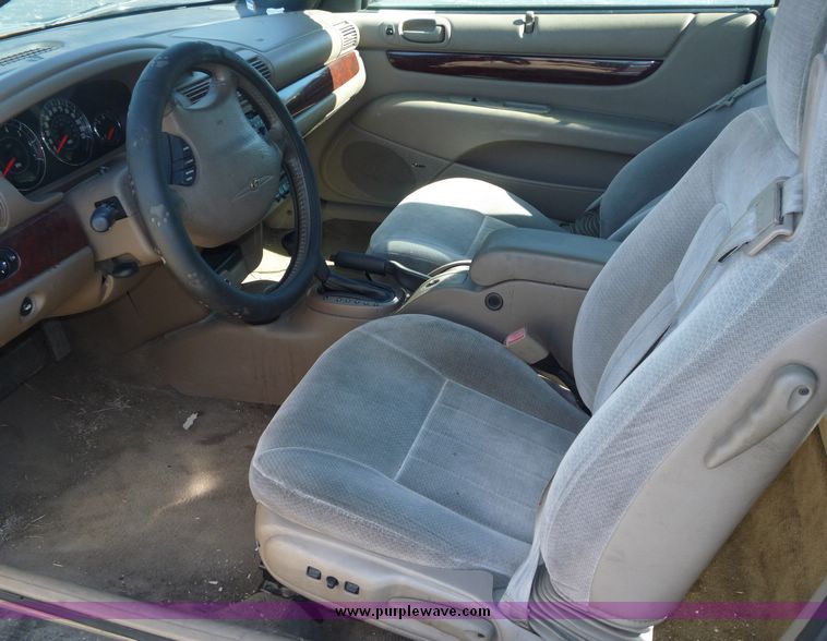 image for item 2178 2002 Chrysler Sebring LXI convertible