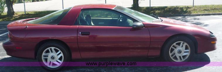 image for item 2214 1993 Chevrolet Camaro