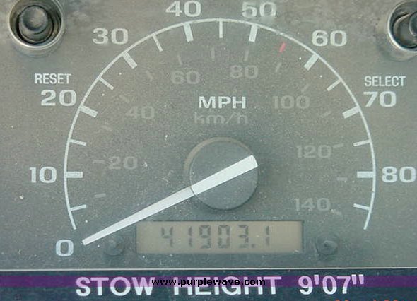 image for item 2500 1995 Ford F350 bucket truck