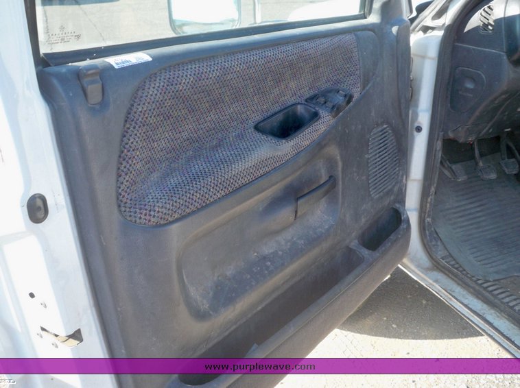 image for item 3430 1998 Dodge Ram 3500 dually pickup truck