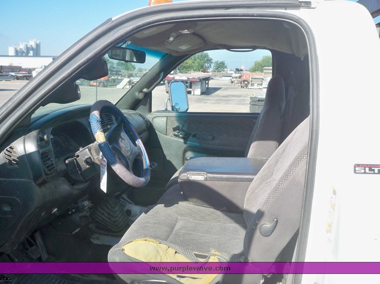 image for item 3430 1998 Dodge Ram 3500 dually pickup truck